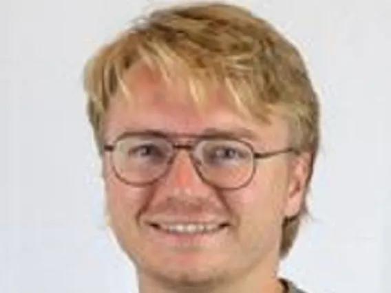 Andrew Arnold